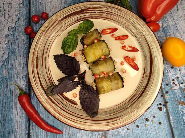 Аджика - Бадреджани (рулетики из баклажан с орехами)