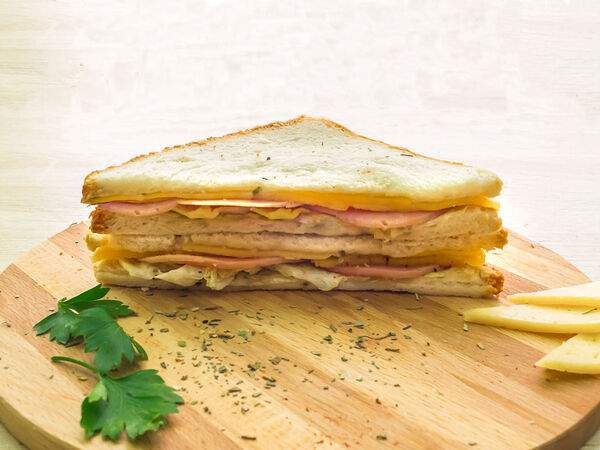 Каплэнд - Сэндвич с ветчиной