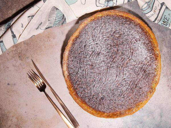 Venchique - Пирог с солёной карамелью и орехом