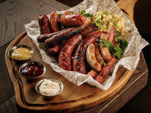 Брюссель - Ассорти колбас на компанию