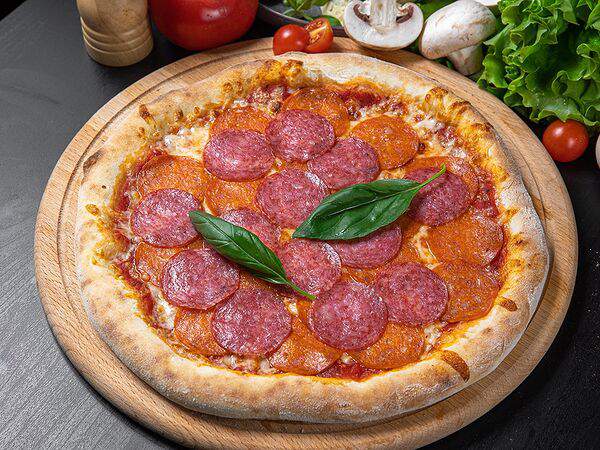 Yoshi Sushi & Mulino Pizza - Пицца Салями