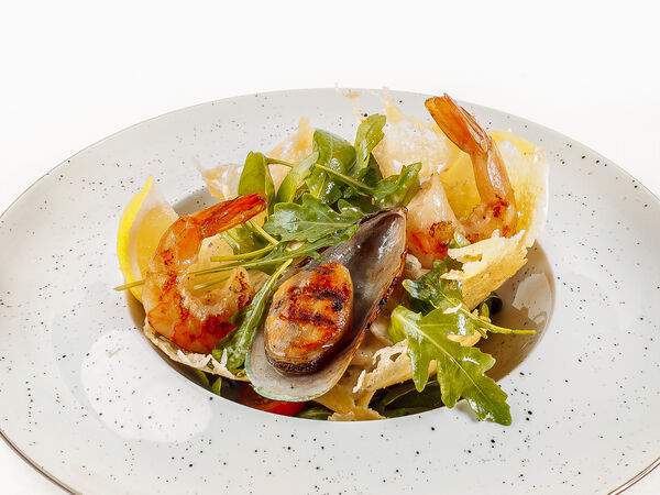 12 стульев - Салат Белеет мой парус