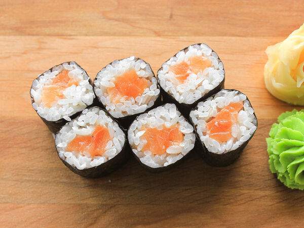 Кафе-пиццерия Yess - Ролл с лососем