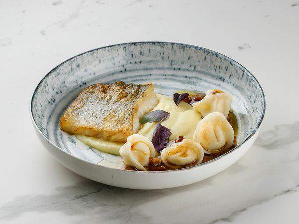 Гаврош - Треска с сырными равиоли