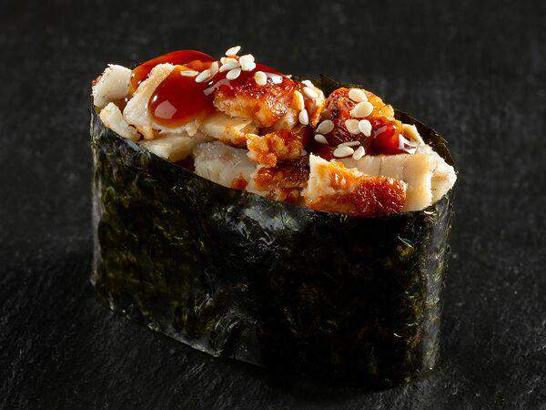 Okisushi - Гункан с угрем