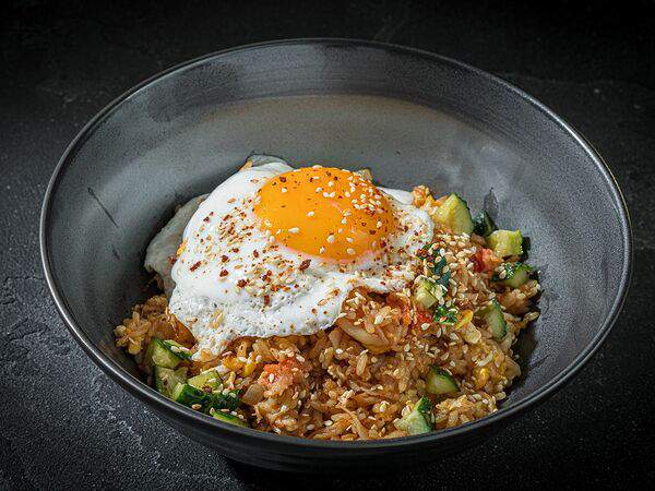 Jimoto - Рис с креветками и жареным яйцом