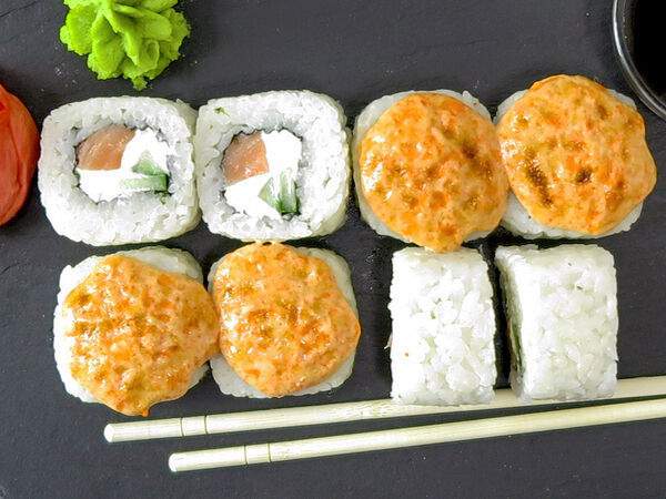 Redwok - Ролл Запеченная Филадельфия