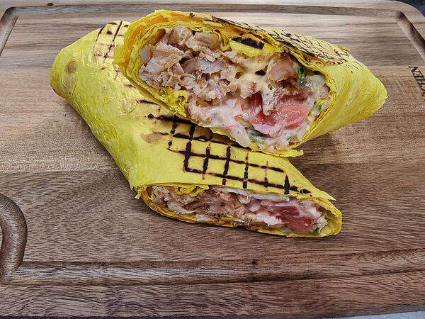 Шаурма по-царски - Шаурма сырная с сыром чеддер и сырным соусом