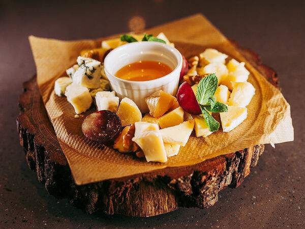 БАЗА - Сырная тарелка