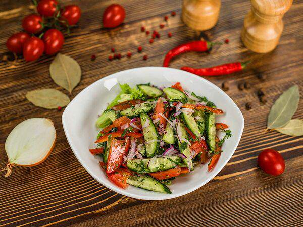 Темерницкий - Салат из свежих овощей