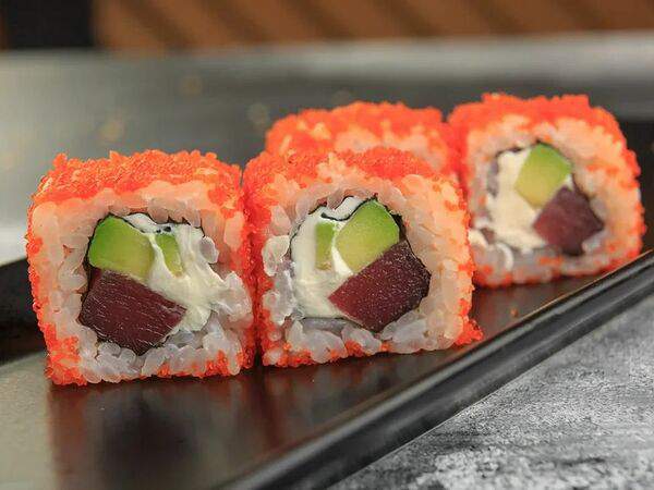 Ем Том Ям - Магуро ролл