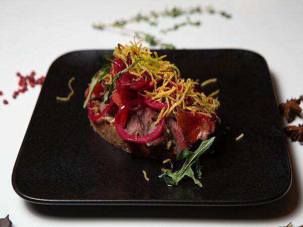 Холодец - Брускетта с мясом косули