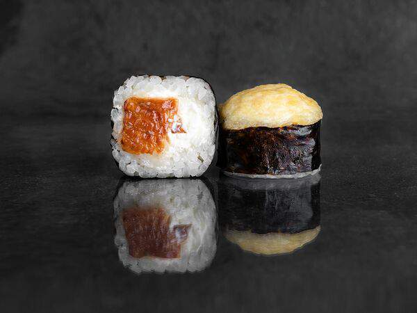 Like Pizza & Sushi - Ролл Филадельфия с угрем