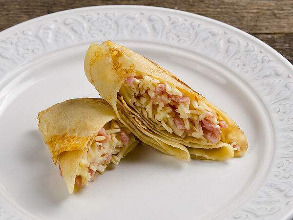 Кондитерская Прованс - Блин с ветчиной и сыром