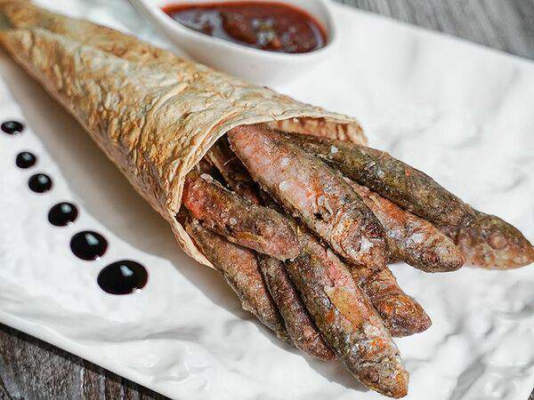 Pirosmani - Барабулька с соусом ткемали