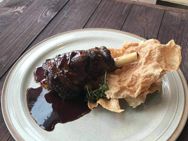 Мясо & Рыба - Голяшка ягнёнка, тушенная в пиве