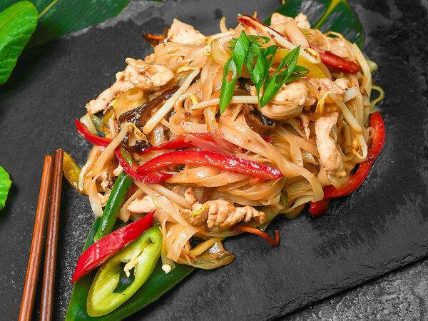 WokPho - Лапша Вок с курицей и овощами