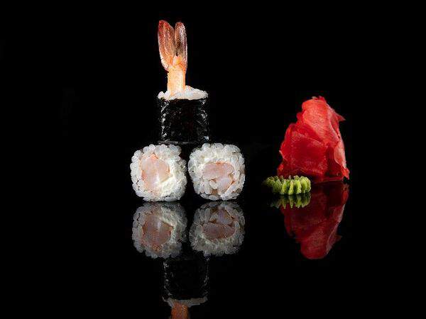 Японапапа - Ролл классический с креветкой и сливочным сыром