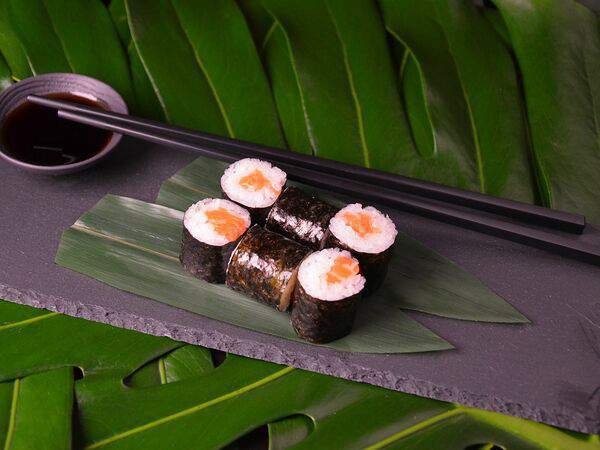 Дочь самурая - Ролл с лососем