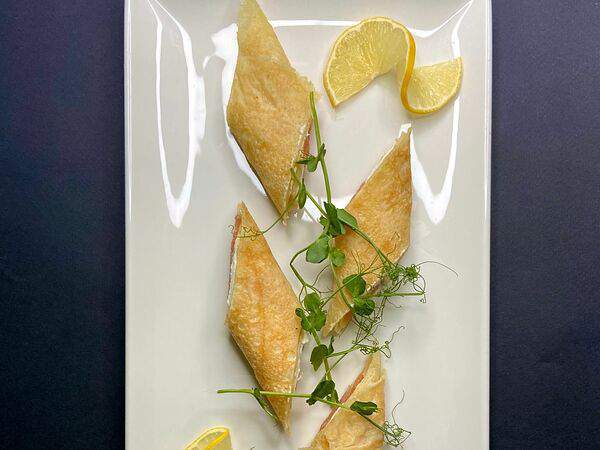 Tokyo Box - Блин с лососем