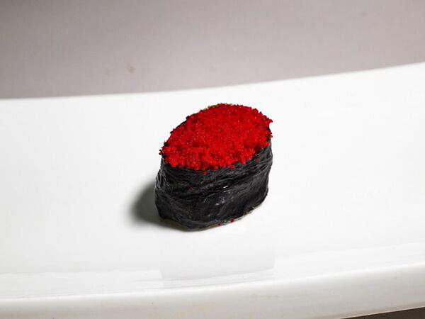 Tai bai - Гункан с икрой летучей рыбы