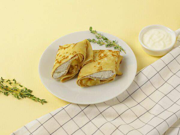 Простая еда - Блинчик с творогом и яблоками