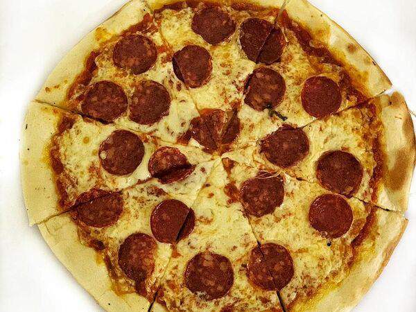 Pizza Luigis - Болоньезе