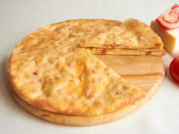 Pirogi Chita - Пирог осетинский с сыром и томатом