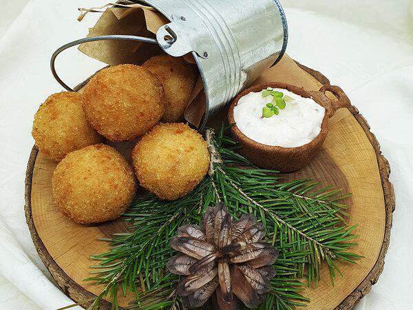 Васнецовъ - Ведерко сырных шариков