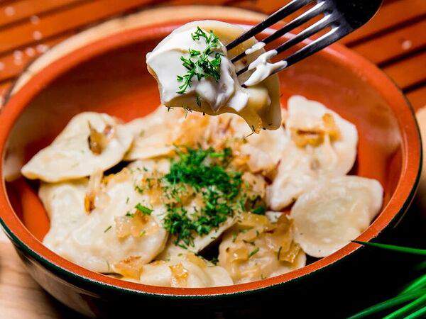 Цибулька - Варэныкы з капустою