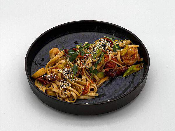 Инжир - Соба с морепродуктами