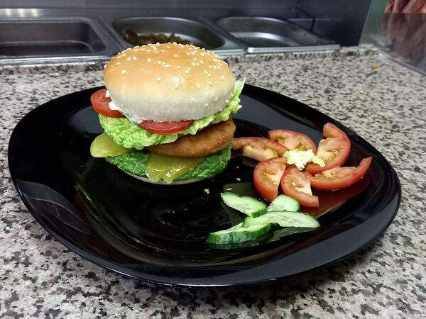 Rule Food - Гамбургер Rule