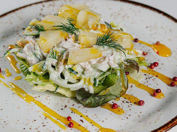 Ресторан Россия - Салат Пражский с индейкой