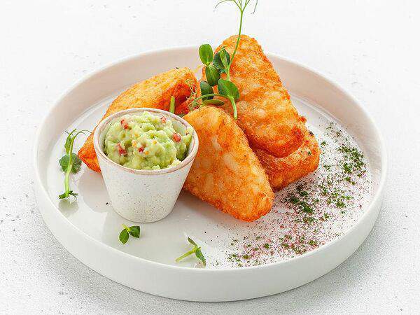 AVO Kitchen & Bar - Драники Хашбраун с гуакамоле