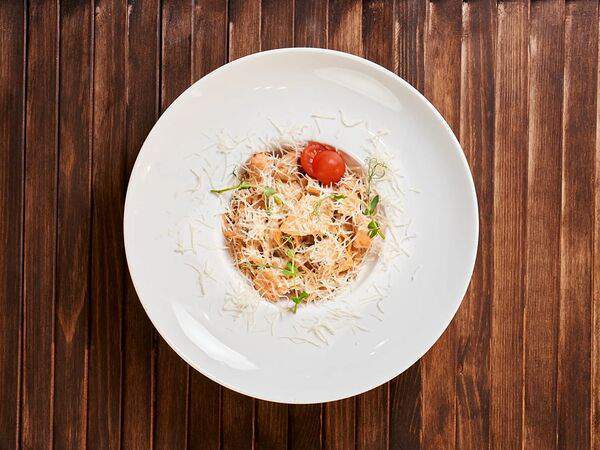 Mamma Mia - Феттуччине с лососем