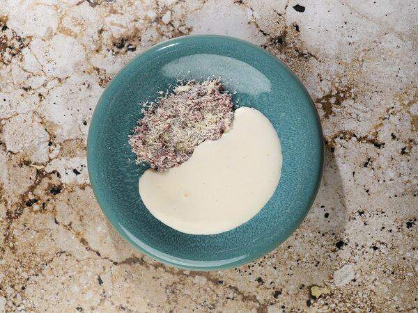 Ресторан 1991 - Тартар из телятины с муссом из пармезана