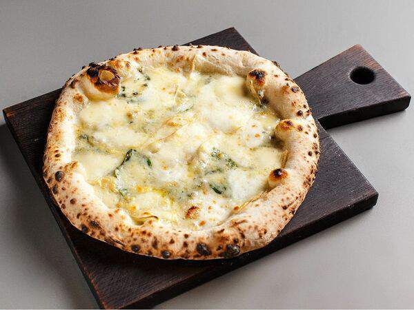 Пиццерия 22 сантиметра - Четыре сыра