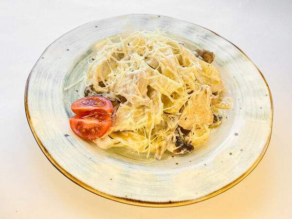 Солянка - Феттуччине с курицей и грибами