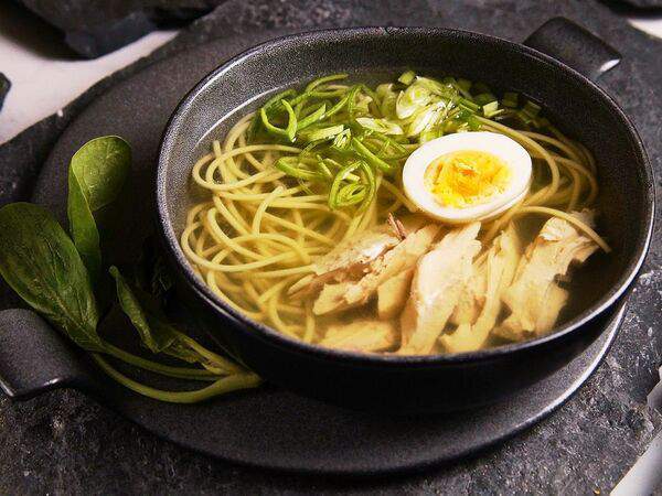 Lava Grill - Куриный бульон с лапшой