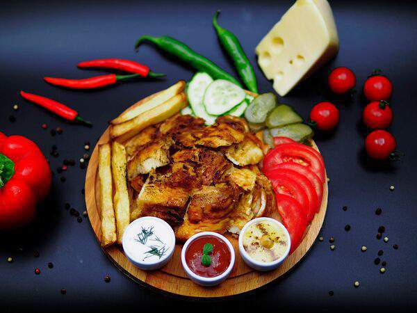 Risso - Шаверма по-арабски на тарелке