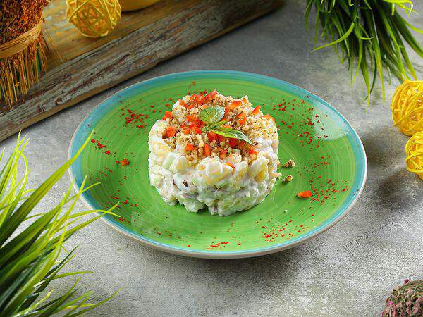 Арт-кафе Африка - Салат Вальдорф