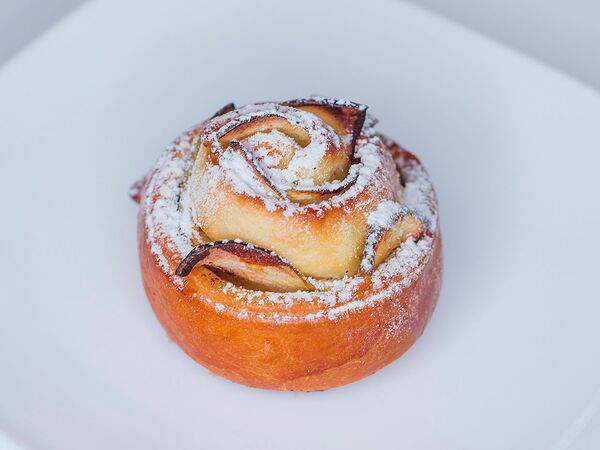 Good обед - Розочка с яблоком и изюмом