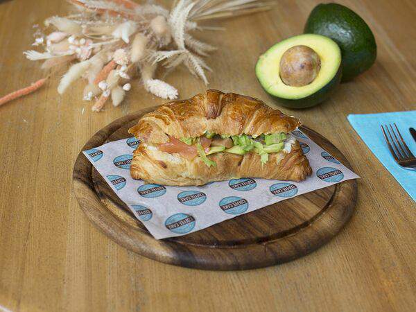 Coffee Cake - Круассан с лососем