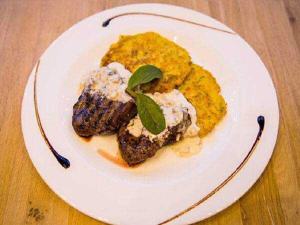 Lidbeer Bar Светлы - Медальоны из телятины