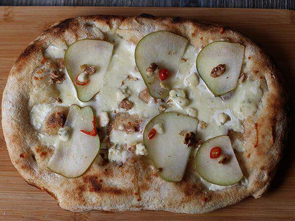 Fabbrica - Римская пицца Груша с горгонзолой