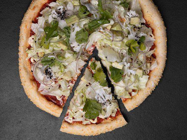 Pizza Shop - Пицца с авокадо и салатом айсберг 25 см