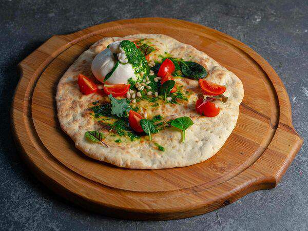 Macarena - Фокачча с бурратой