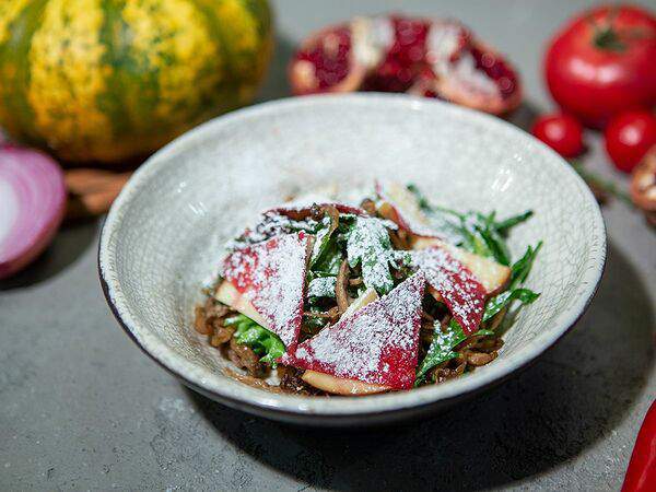 ГРИЛЬ СПБ - Салат с вешенками