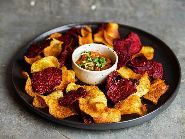 Kotleta bar - Чипсы из картофеля и свеклы