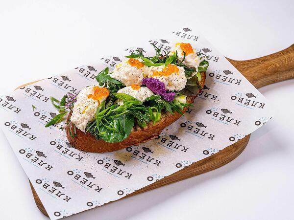 Клево - Брускетта с копченой треской